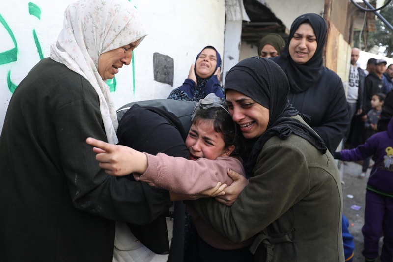 La guerra de exterminio golpea la base de la estabilidad psicológica y social de las familias palestinas en la Franja de Gaza