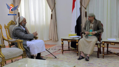 President Al-Mashat meets Mufti of Yemen