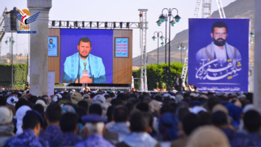 قائد الثورة يحسم الجدل إزاء حالة اللا حرب واللا سلم التي يمر بها الشعب اليمني