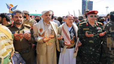 Le président Al-Mashat inaugure l'exposition 