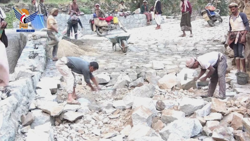 Sanaá: Iniciativas comunitarias de alta calidad en carreteras y agua en Al-Haymah Al-Kharjiyah