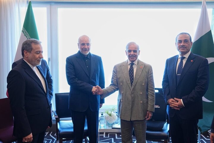 El Primer Ministro y el Jefe del Ejército de Pakistán discuten los compromisos de Washington con la delegación iraní en Suiza