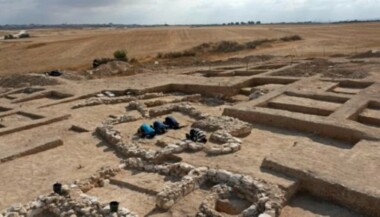 العثور على بقايا مسجد من الحقبة الاولى للإسلام في النقب المحتل