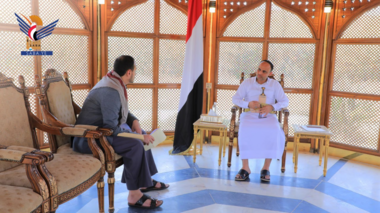 Le président Al-Mashat rencontre le vice-président de la province de Shabwa