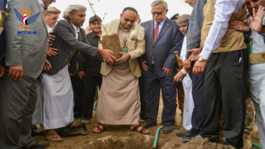 Le président Al-Mashat inaugure la saison de boisement pour l'année 1444 AH dans la capitale, Sana'a