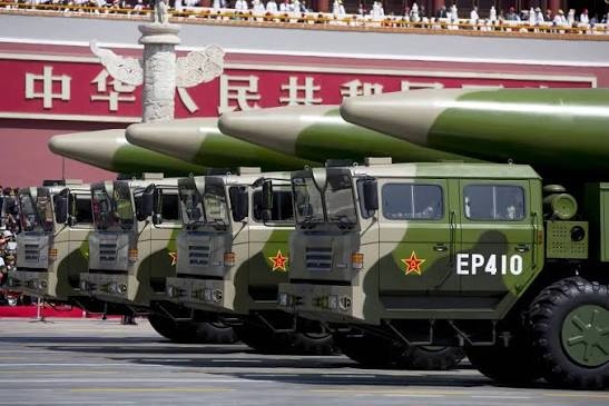 Está el mundo al borde de una nueva fase de la carrera armamentística nuclear?