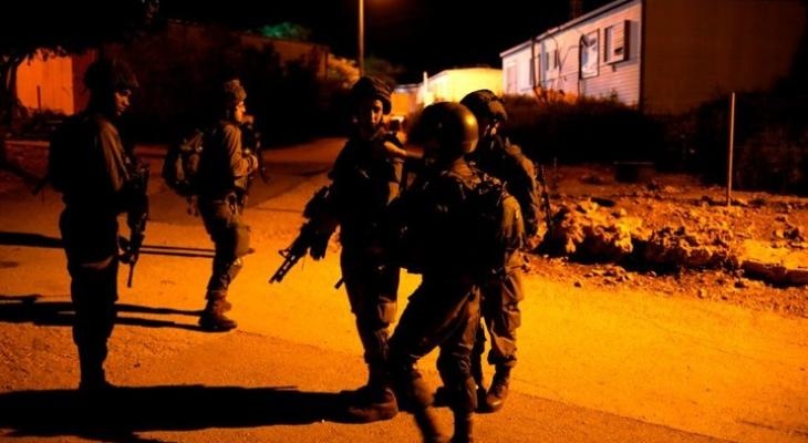 45 palestinos heridos en 1.359 violaciones israelíes en Cisjordania la semana pasada