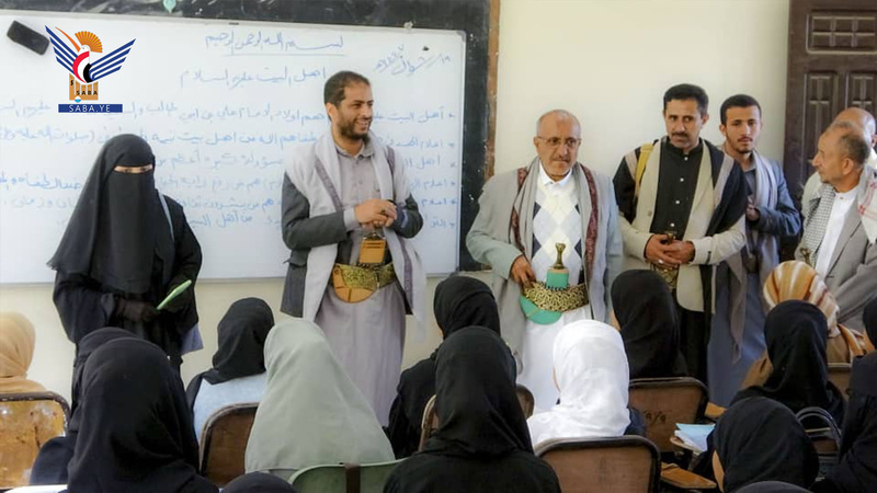 Se inspeccionaron los cursos de verano y los exámenes en las zonas rurales de Ibb y Al-Mashna.
