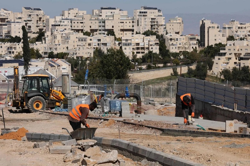 Rechazo palestino y árabe al intento del enemigo israelí de legitimar la anexión de Cisjordania