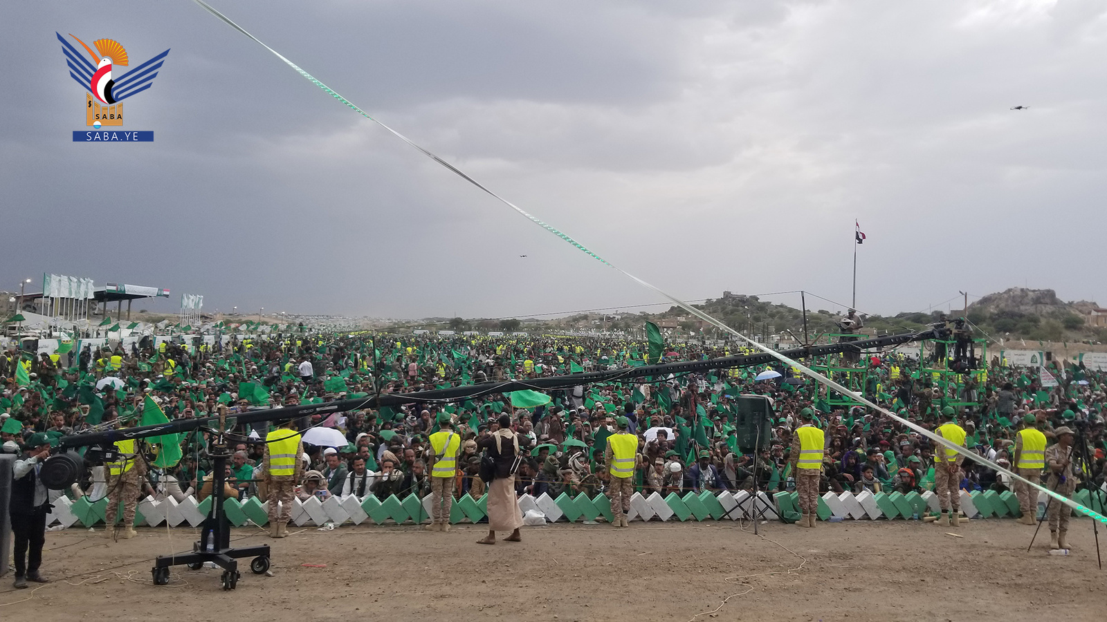 El pueblo de Al Bayda envía un mensaje a los enemigos de la nación con su reunión con motivo del cumpleaños del Profeta