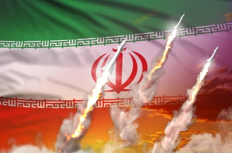 Experto regional a  Saba: La agresión estadounidense-sionista contra Irán forma parte de un plan dirigido contra la nación