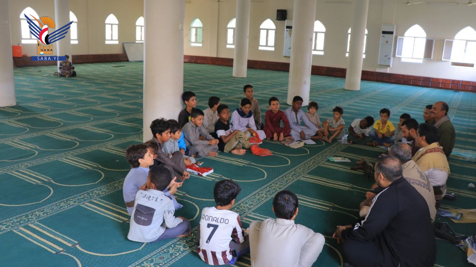Eruditosde Hodeidah: Los cursos de verano son la respuesta práctica a los intentos de ignorar y distorsionar la identidad de las generaciones