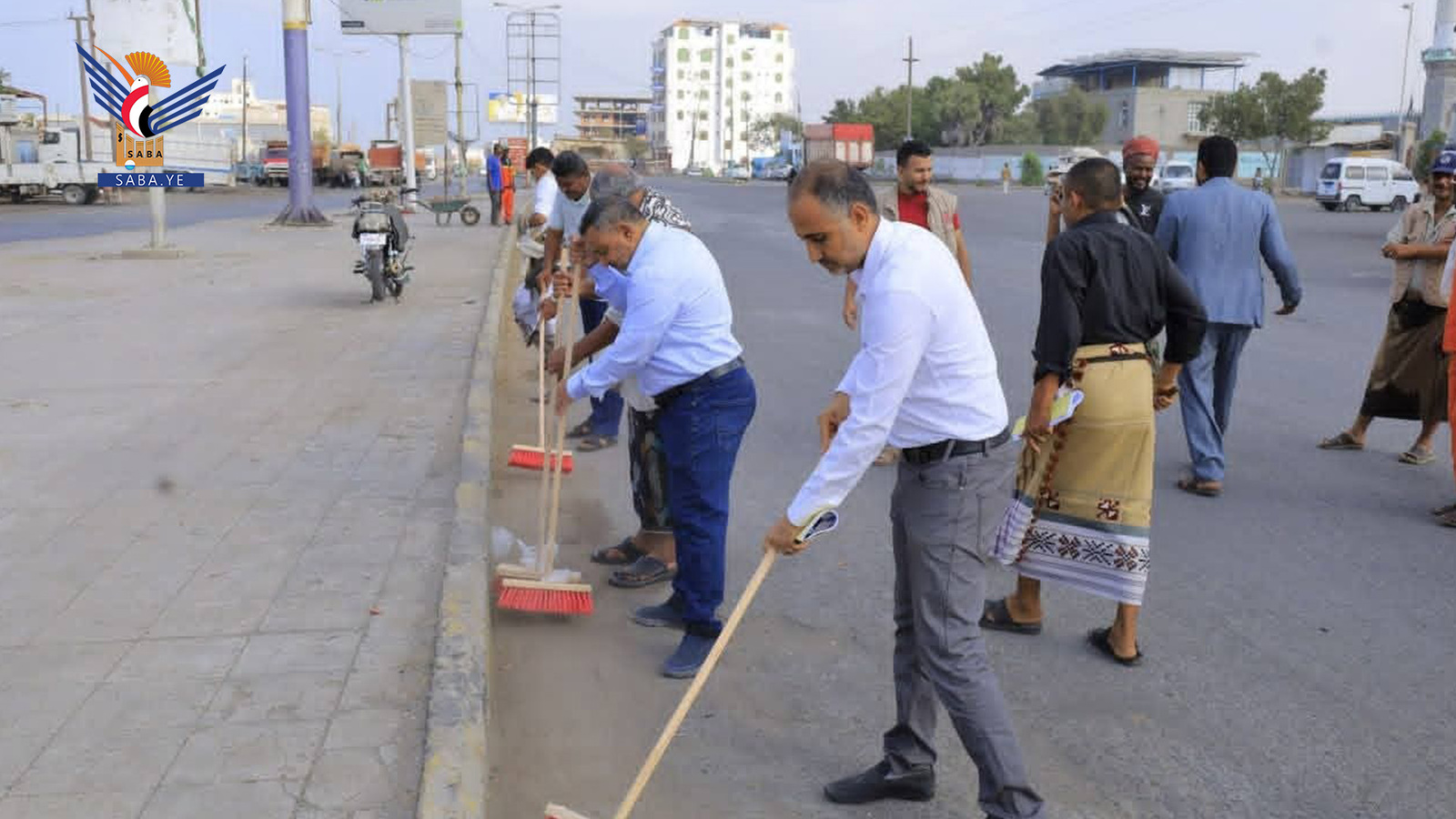 Al-Hudaydah: Esculturas iluminadas realzan la atmósfera de Ramadán y se intensifican los esfuerzos para mejorar el paisaje urbano