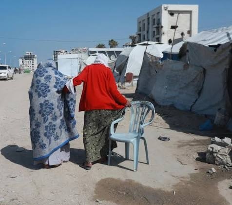 La guerra de exterminio golpea la base de la estabilidad psicológica y social de las familias palestinas en la Franja de Gaza