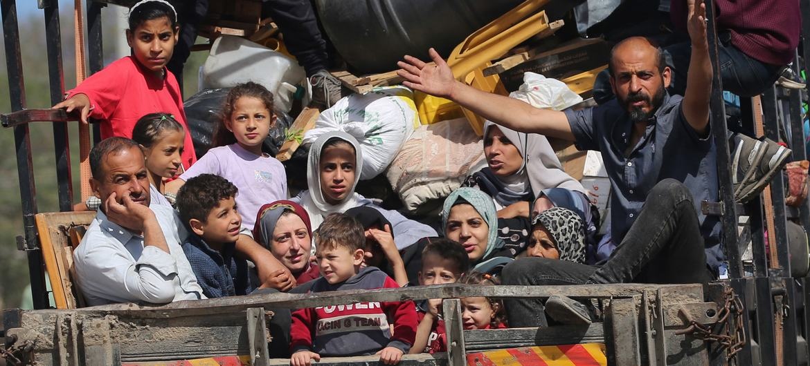 La guerra de exterminio golpea la base de la estabilidad psicológica y social de las familias palestinas en la Franja de Gaza
