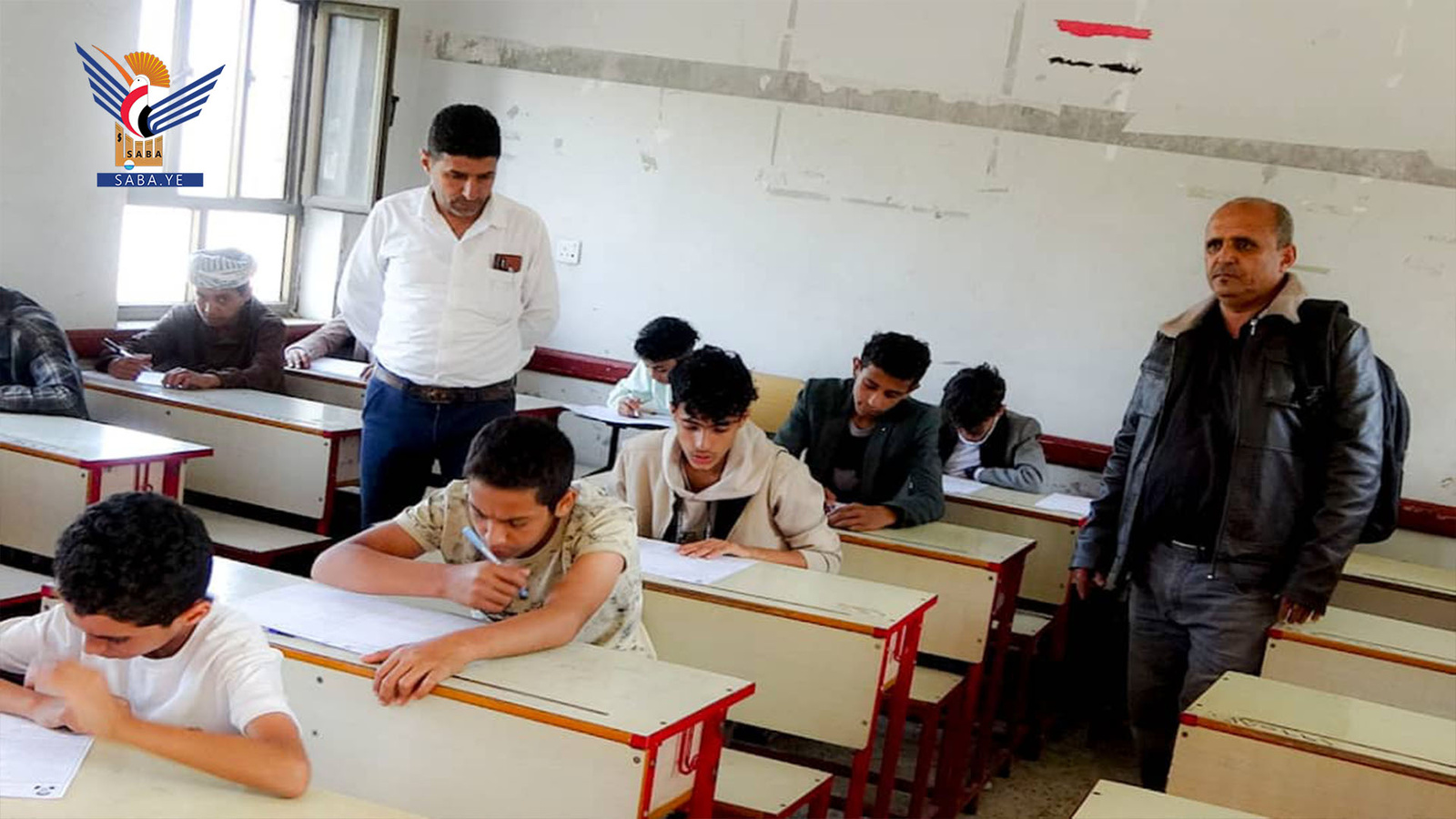 Se inspeccionaron los cursos de verano y los exámenes en las zonas rurales de Ibb y Al-Mashna.