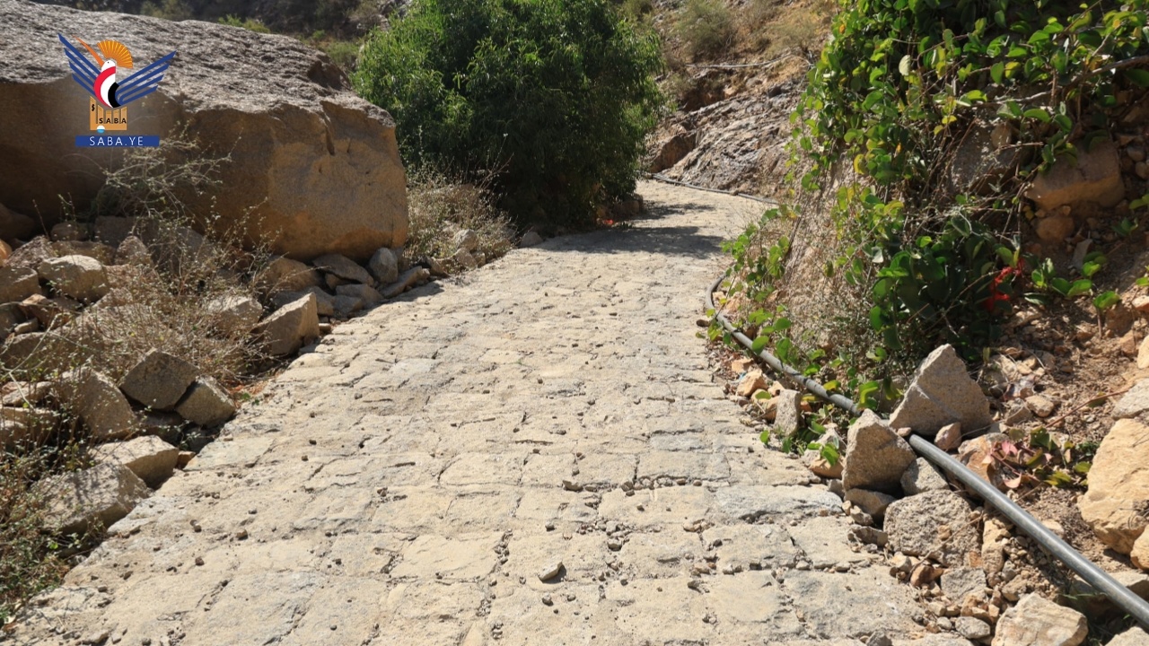 Sanaá: Iniciativas comunitarias de alta calidad en carreteras y agua en Al-Haymah Al-Kharjiyah