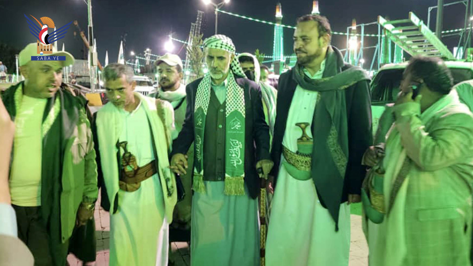 La capital, Sanaá, se viste de verde, declarando su disposición para recibir a los invitados del Mensajero de Dios.Allah