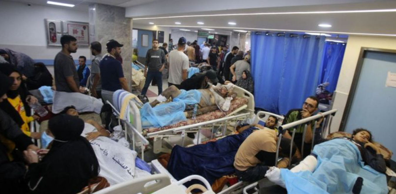 El director de la ASociacion de Ayuda Médica de Gaza dijo a Saba: "Abrir el cruce de Rafah es una "operación farsa" y los pacientes se enfrentan a una sentencia de muerte lenta".