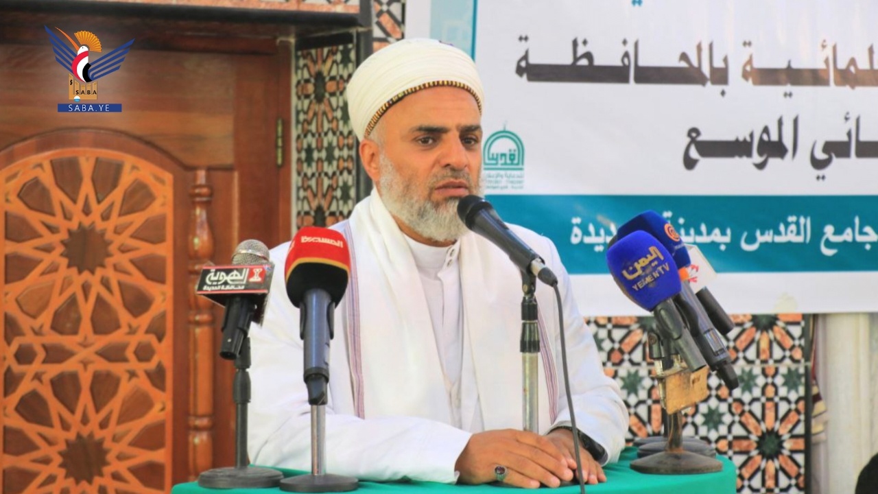 Un Encuentro  de la Asociación de Eruditos​ en Hodeidah enfatiza la importancia de la movilización continua y la preparación para cualquier enfrentamiento futuro con el enemigo