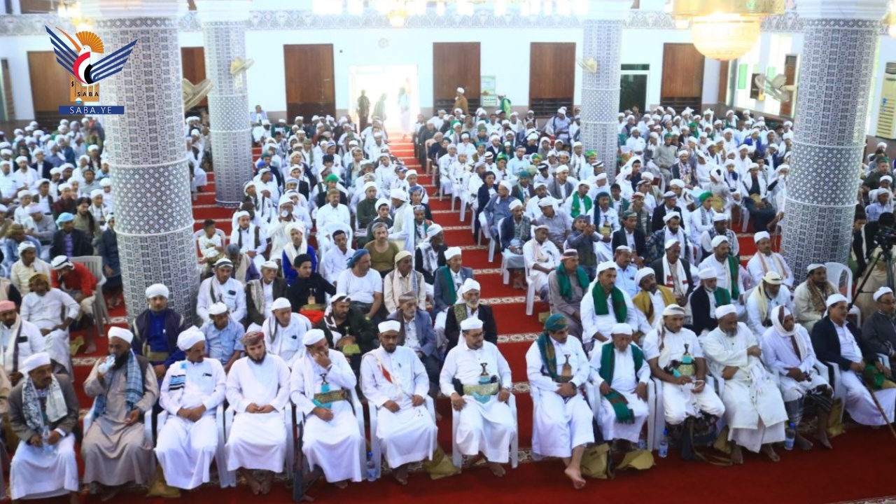 Un Encuentro  de la Asociación de Eruditos​ en Hodeidah enfatiza la importancia de la movilización continua y la preparación para cualquier enfrentamiento futuro con el enemigo