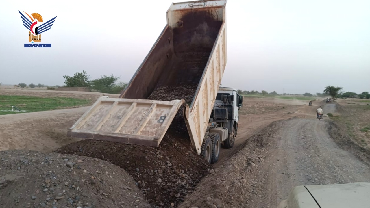 Las Iniciativas Comunitarias en Hodeidah: La Carretera "Mat'a" en Al-Jarahi – Un Modelo para el Desarrollo Local