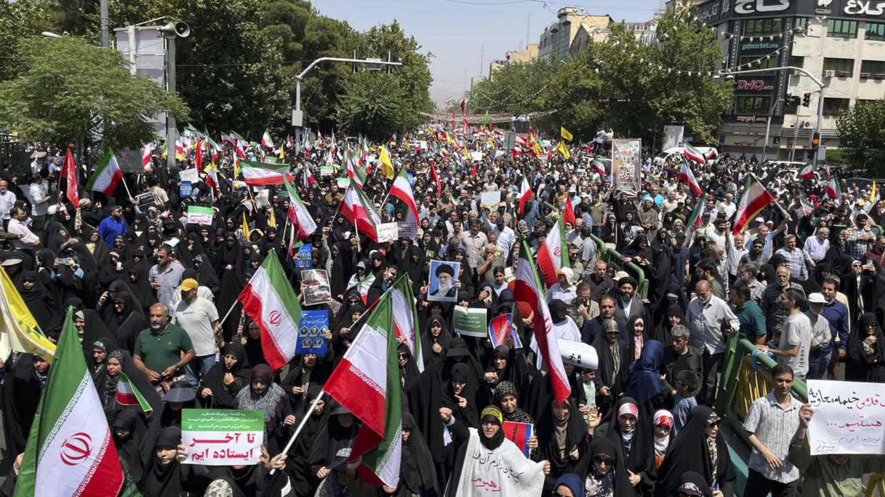 Las manifestaciones de un millón de personas en Irán: una “respuesta aplastante”, una postura disuasoria y una confirmación de la adhesión del pueblo al régimen y de su conocimiento de las conspiraciones.