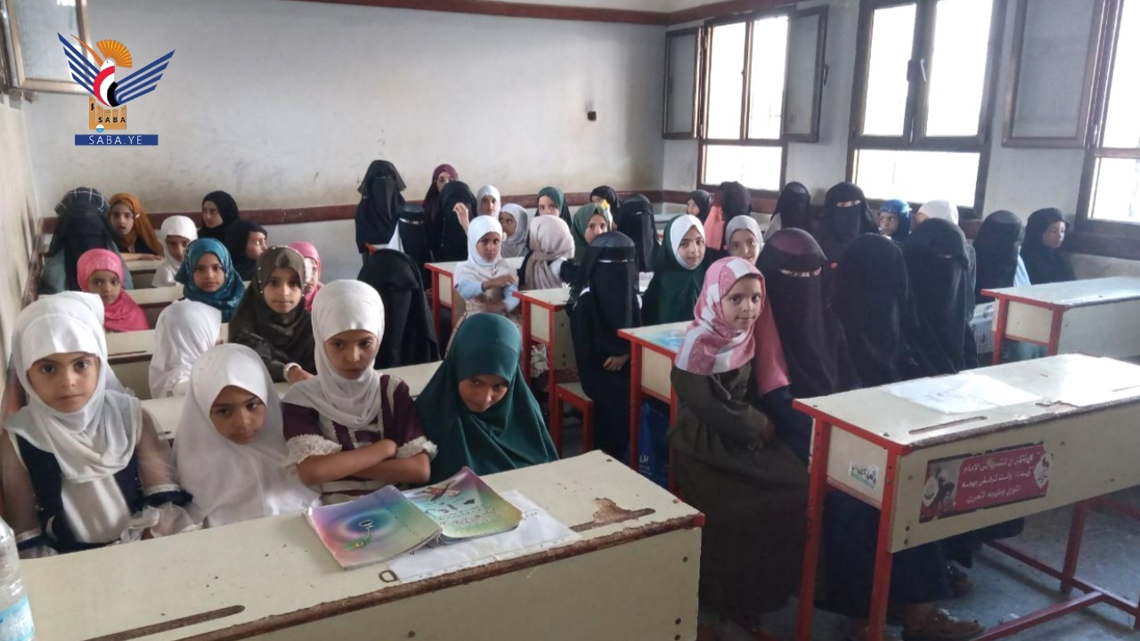 Los Cursos de Verano para Niñas en Hajjah: Impulso Educativo con Visión Coránica