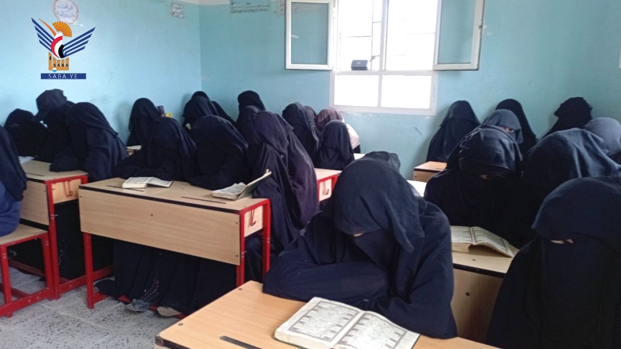 Los Cursos de Verano para Niñas en Hajjah: Impulso Educativo con Visión Coránica