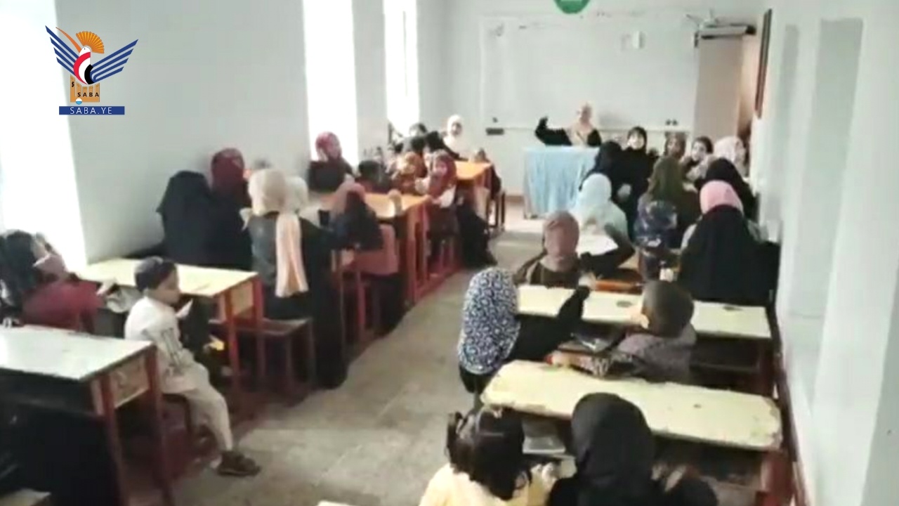 Los Cursos de Verano para Niñas en Hajjah: Impulso Educativo con Visión Coránica