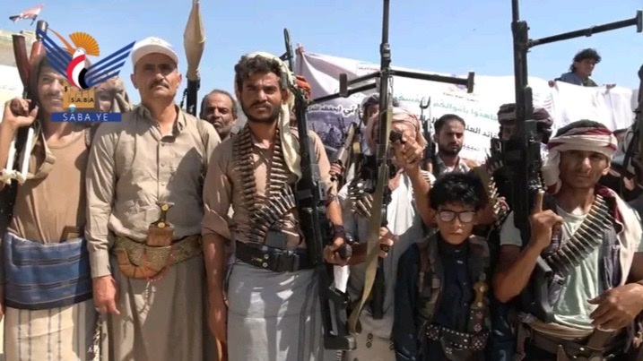 Raymah... Vigilia armada de las tribus Bani al-Dhabibi en al-Jabin declara su preparación y movilización