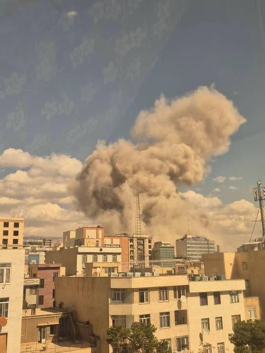 El analista palestino Ihab Zaki declaró a Saba: "El tiempo corre a favor de Irán, y su rápido ataque a bases estadounidenses confirma la precisión de su inteligencia