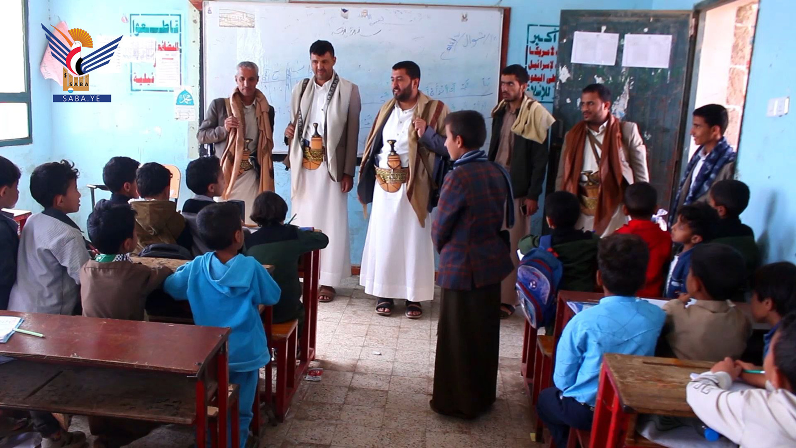 Inspección de las actividades de verano en los distritos de Al-Jabin y Al-Ja'fariyah, Raymah