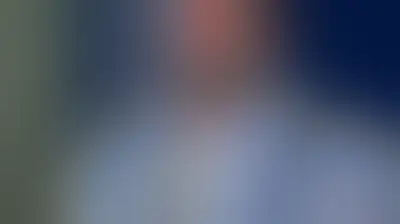 قائد الثورة يدعو إلى التعاون رسميًا وشعبيًا للتصدي للمخاطر والتحديات الناتجة عن الاستهداف العدائي للشعب اليمني Background