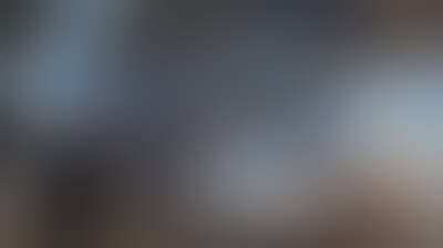 Fuerzas enemigas israelíes intensifican la represión en Hebrón y arrestan a un palestino durante una redada en la aldea de al-Mughayyir, al noreste de Ramala. Background
