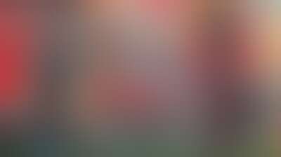 محمد صلاح يودع جماهير ليفربول على ملعب أنفيلد Background