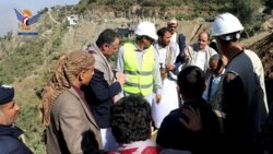 ouverneur von Hadschah besichtigt eine Reihe von Dienstleistungsprojekten in Najra und Shaghra