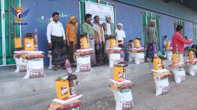 Distribución de 500 canastas de alimentos para familias necesitadas en Al-Durayhimi, Hodeidah
