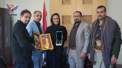 السفير المتوكل يلتقي مديرة منظمة "هاندي كامب" بمناسبة انتهاء فترة عملها باليمن