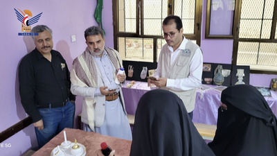Al-Kabsi y Sharaf inspeccionan las actividades en varios centros de verano de la Gobernación Capital