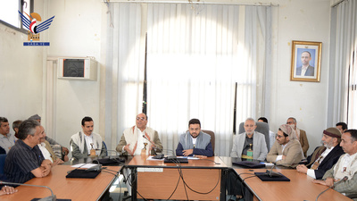 Una reunión en la Agencia de Noticias Yemenita (Saba) aborda los preparativos para la implementación de las directrices del programa de Ramadán