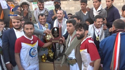Amran – El equipo juvenil de Bir Ayedh en Jabal Yazid gana el Torneo Memorial Sheikh Ayedh Al-Sawadi