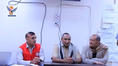 محافظ الحديدة يطّلّع على البرامج التدريبية في فرع جمعية الهلال الأحمر