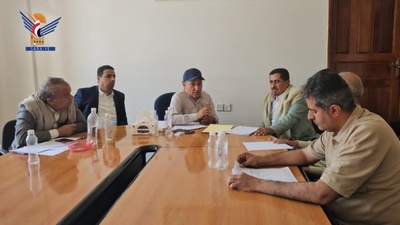 Descusión para  Mejorar los Servicios Eléctricos en los Distritos de Habish, Hazm al-Udayn y la Zona Rural de Ibb