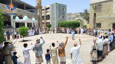 وقفات حاشدة في الحديدة تأكيدًا على استمرار التعبئة والجهوزية والاستنفار