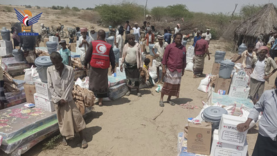 La Media Luna Roja distribuye ayuda a 36 familias afectadas por inundaciones e incendios en Hodeidah