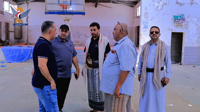 نائب وزير الشباب والرياضة يتفقد منشآت المدينة الرياضية بالحديدة