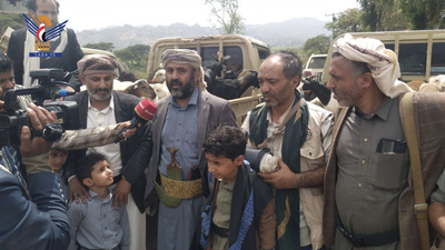 Visitas de Eid y una caravana de la gente de Al-Rujm, Al-Mahwit, a los que están estacionados en los frentes de Al-Dhali' y Ma'rib
