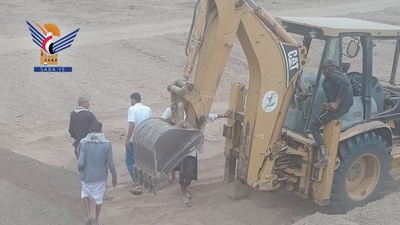 تدّشين تنفيذ مبادرة استصلاح الأراضي الزراعية في باب الناقة بالحديدة