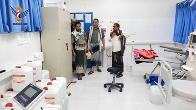 El​ Gobernador de Hajjah inspecciona centro de diálisis en Abs